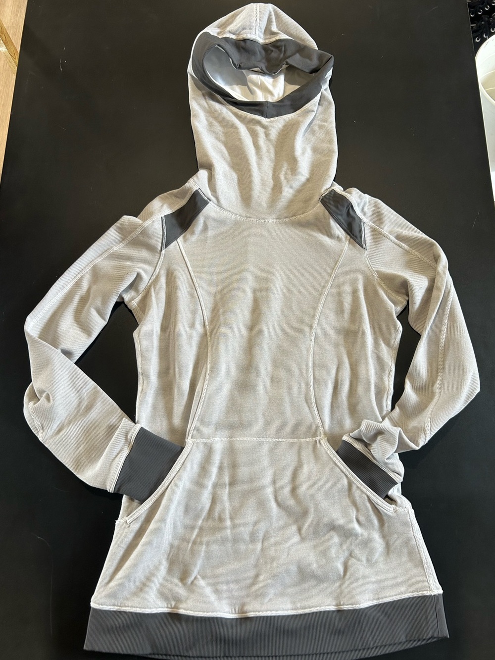 lululemon athletica Light Gray Hooded Pullover with Dark Gray Accents
